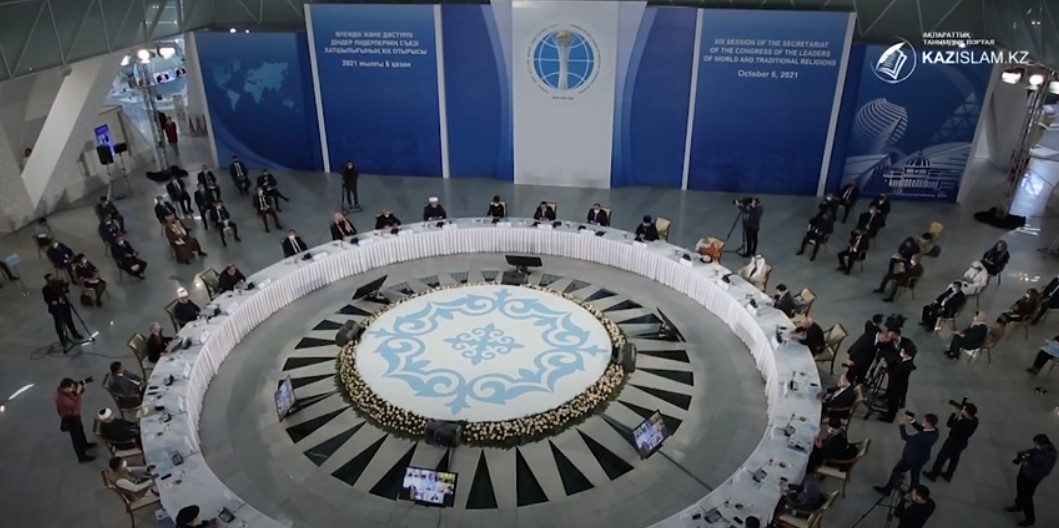 Үлкен кемпір порно