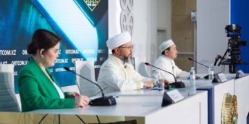 Муфтий призвал бизнесменов к благотворительности и снижению цен на продукты