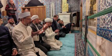 Муфтий посетил комплекс «Айюб Султан» в Турции