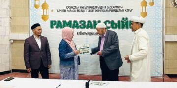 В Алматы 20 семьям розданы наборы «Рамазан сыйы»