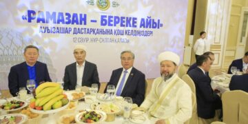 В муфтияте прошел ауызашар для послов и государственных деятелей