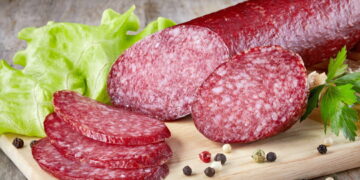 «Мусульманская» шұжығынан шошқа еті шықты