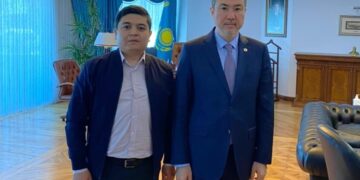 Глава «Талаба» встретился с послом РК в Турции