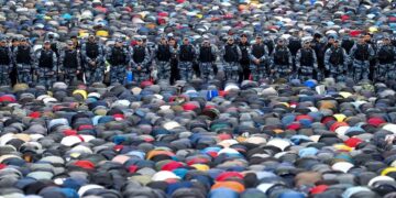 Мәскеу мен Санкт-Петерборда 500 мың мұсылман айт намазын оқыды