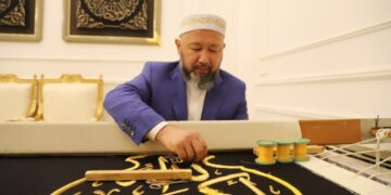 В Мекке прошла церемония пошива кисвы