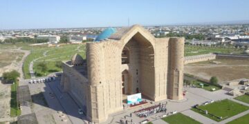 В Туркестане муфтии тюркских стран прочли Коран-хатым