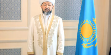 Муфтий поздравил казахстанцев с Днем защитника Отечества
