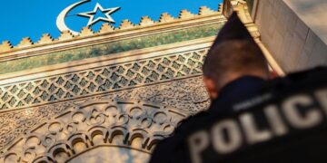 Во Франции вновь откроют мечеть, закрытую за пропаганду идей радикального исламизма