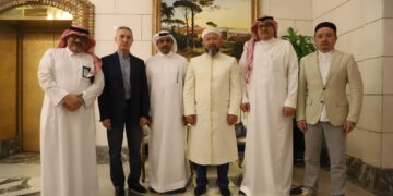 Муфтий встретился с руководством саудовских авиалиний