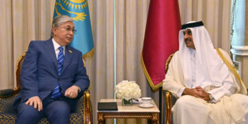 Токаев провел встречу с Эмиром Катара