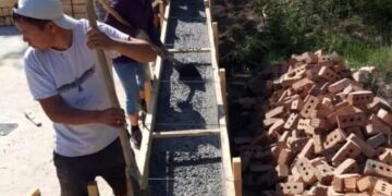 Ауыл тұрғындары бірігіп мешіт іргетасын қалады