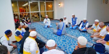 Сall center қажылардың сұрақтарына жауап беруде