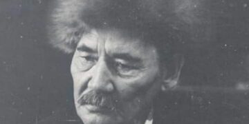Сіз кімнен өнеге аласыз?