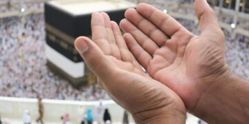 Алматинская турфирма оставила паломников без хаджа и денег