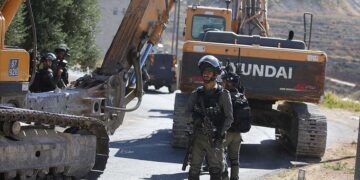 Власти Израиля планируют снести палестинскую школу