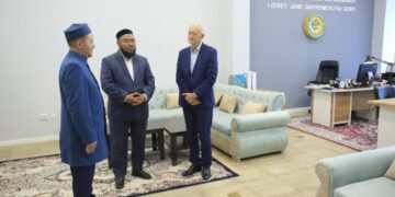 Закят ДУМК передало средства акции «Оперативная помощь Костанаю» фонду «Қазақстан халқына»