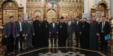 Министр Қазақстан митрополитімен кездесті