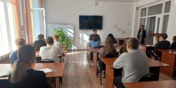 ШҚО бас имамы «Риддер колледжінің» студенттерімен кездесті