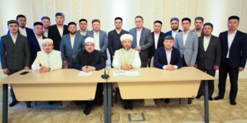 Бас мүфти мен Уақып министрі имамдармен жүздесті