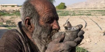 «Әлемдегі ең лас адам» бірінші рет жуынғаннан кейін қайтыс болды