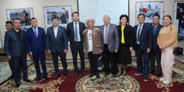 Ұлытаумена наградили квартирой от Казахмыса