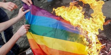 Ресей ЛГБТ насихатына толықтай тыйым салды