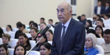 Дархан Кыдырали встретился с жителями Кызылорды