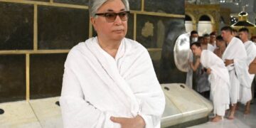 Президент: Қағбаның жанында тұрып, Алладан елімнің амандығын тіледім!