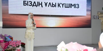 Журналист «Нұр Мүбарак» университетінің құрылысына 505 мың теңге аударды