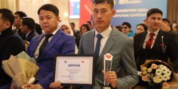 Лучших волонтёров года наградили в столице