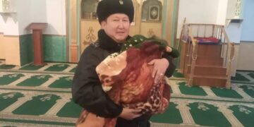 Пьяный житель Каратау отнес ребенка в мечеть