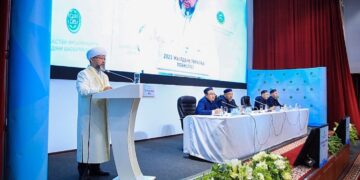 ДУМК будет реализовать проект «Образованное поколение»