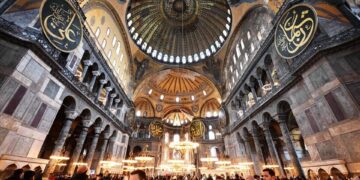 Мечеть Айя-София в 2022 году посетило более 13,6 млн человек