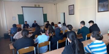 Руководители отделов ДУМК прочитали лекции для студентов столичного университета
