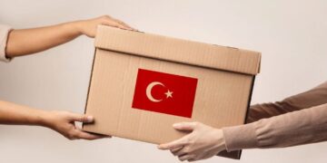 Казахстанцы организовывают гуманитарные сборы для пострадавших в Турции