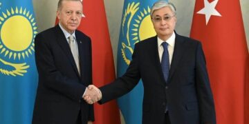 Токаев выразил соболезнования Президенту Турции