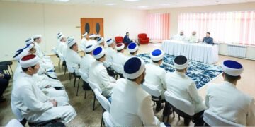 532 религиозным служащим ДУМК будет выплачиваться заработная плата