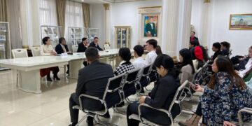 В Алматы прошли лекции по Съезду лидеров мировых и традиционных религий