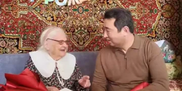СҚО әкімі 101 жастағы соғыс ардагерін құттықтады