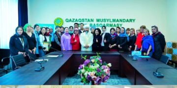 В рамках проекта «Өмірге үміт сыйла» «особым детям» вручили подарки