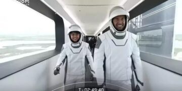 ​Саудовская Аравия впервые отправила в космос женщину