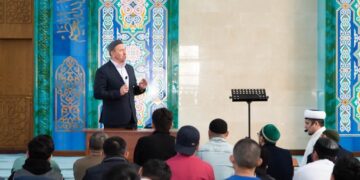 РАНТ мүшесі елорда жамағатына уағыз-насихат жұмыстарын жүргізді