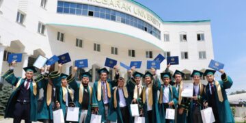 Нұр-Мүбарак университетінде түлектерге диплом табыстау рәсімі өтті