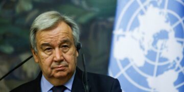 Генсек ООН заявил о солидарности с мусульманским сообществом