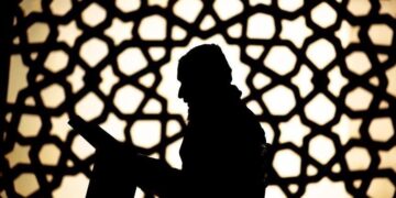 В Германии сожгли Коран перед мечетью