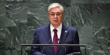 Все священные книги, включая Коран, заслуживают правовой защиты от вандализма