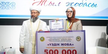 В ДУМК наградили лучших волонтеров благотворительной деятельности