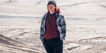 Итальянский блогер-миллионник восхитился мечетью в Астане