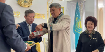 Жазушы-публицист Шархан Қазығұлдың жаңа кітабының тұсауы кесілді