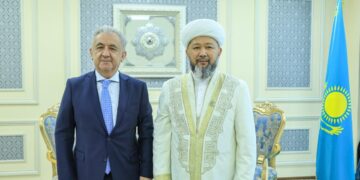 Бас мүфти Мұстафа Капуджумен кездесті